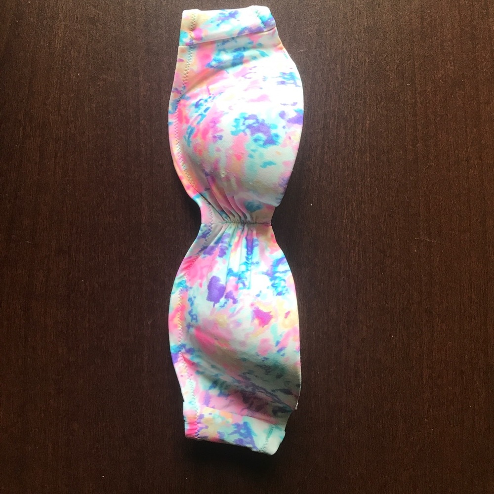 Victoria’s Secret swimsuit top